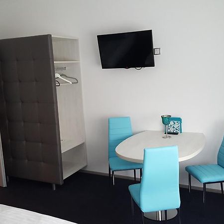 Villa Kiwi Mikulov Bagian luar foto