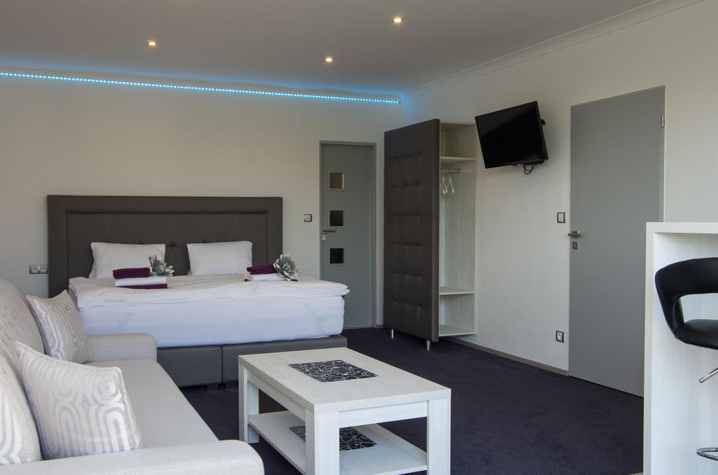Villa Kiwi Mikulov Ruang foto