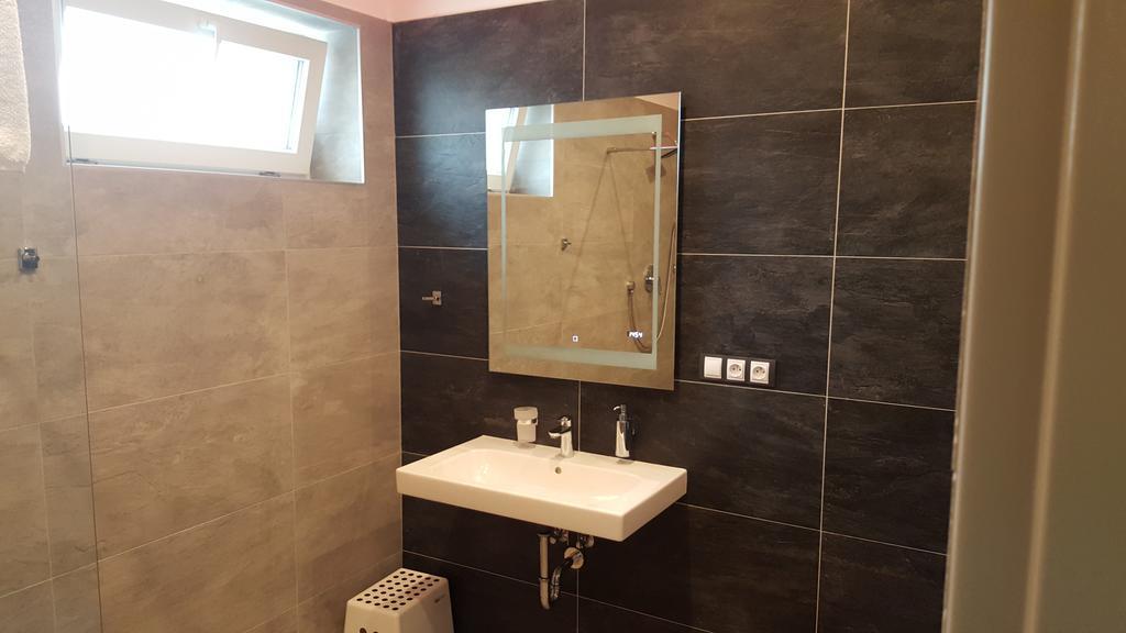 Villa Kiwi Mikulov Bagian luar foto